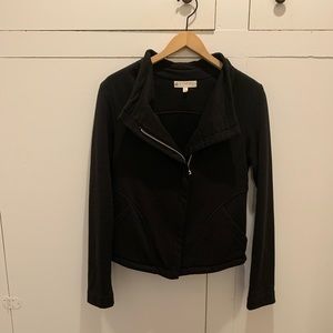 Synergy organic clothing. Black zip up jacket.